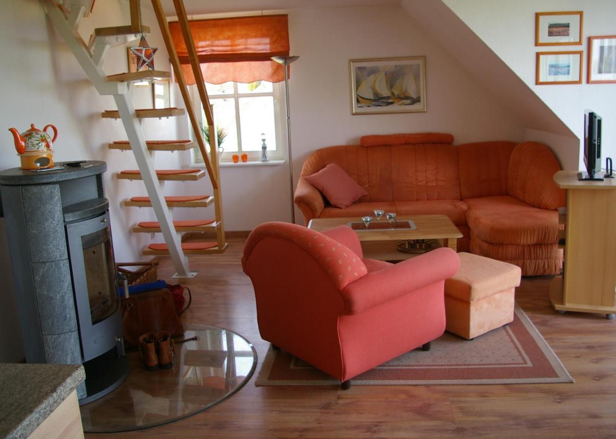 Ferienwohnung Boddenblick Zudar エクステリア 写真