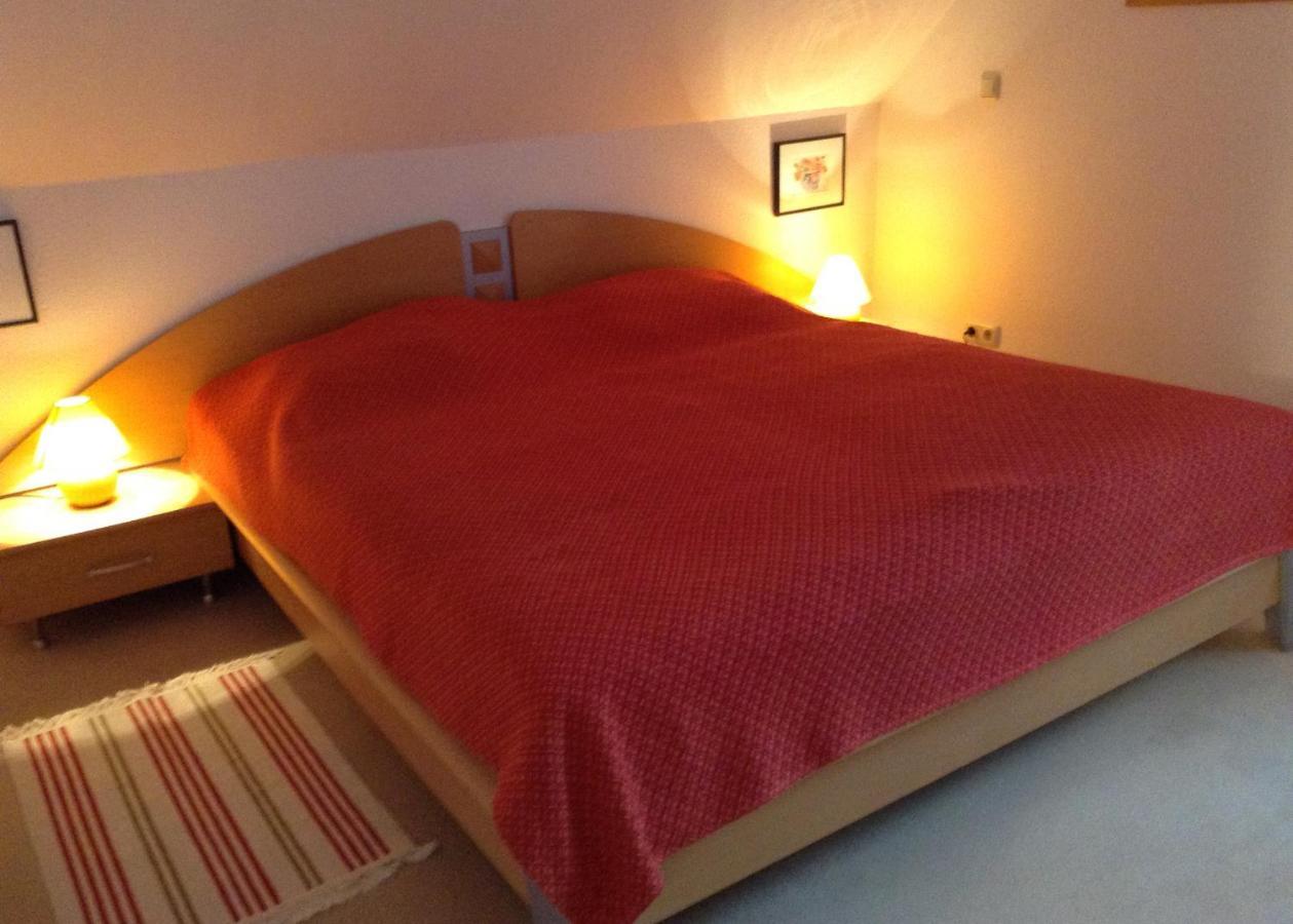 Ferienwohnung Boddenblick Zudar エクステリア 写真